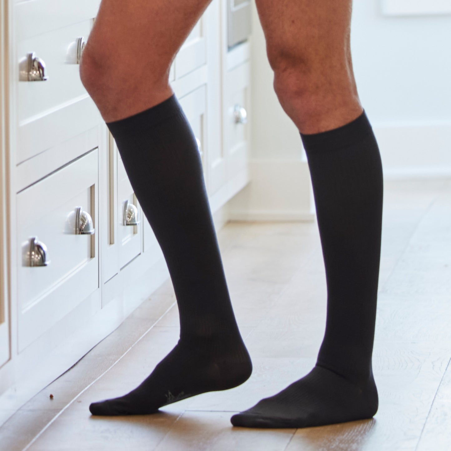 Absolute Support Unisex 20–30mmHg Firm Graduated Compression Socks, Knee High, 3-Pack – Medical Support, Varicose Veins & Swelling Relief